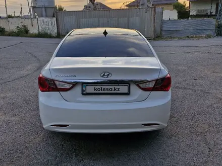 Hyundai Sonata 2013 года за 5 400 000 тг. в Шымкент – фото 6
