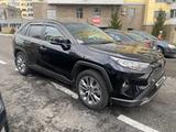 Toyota RAV4 2020 года за 14 900 000 тг. в Алматы – фото 3