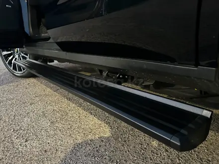 Chevrolet Tahoe 2026 года за 53 990 000 тг. в Алматы – фото 26