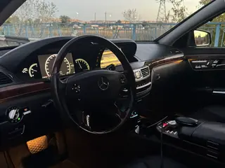Mercedes-Benz S 500