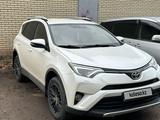 Toyota RAV4 2016 года за 12 000 000 тг. в Караганда – фото 2