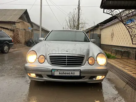 Mercedes-Benz E 320 2000 года за 4 850 000 тг. в Шымкент – фото 3