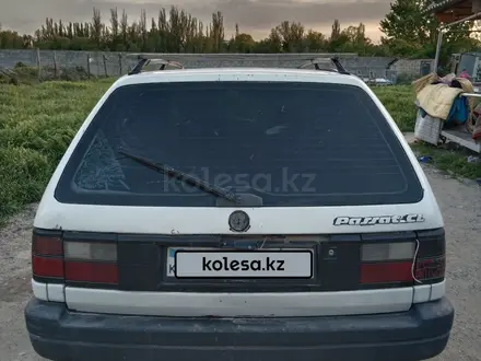 Volkswagen Passat 1993 года за 850 000 тг. в Тараз – фото 4