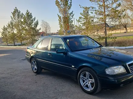 Mercedes-Benz C 200 1994 года за 1 900 000 тг. в Караганда – фото 2