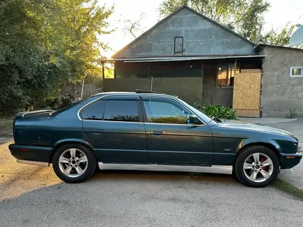 BMW 525 1992 года за 1 500 000 тг. в Алматы – фото 4