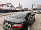 Toyota Camry 2015 года за 7 800 000 тг. в Атырау – фото 5