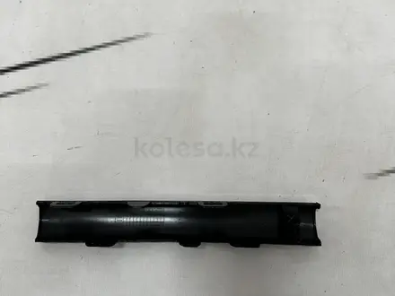 Молдинг переднего бампера правый (внутренний, длинный) Li Auto L7, L8, L9 за 20 000 тг. в Алматы – фото 2