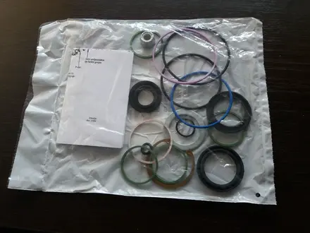 Ремкомплект рулевой колонки за 1 000 тг. в Актау