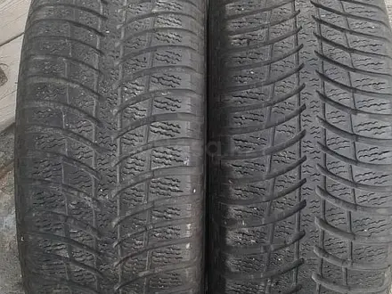 Шины 205/55 R16 — "Kumho IZEN KW23" (Китай), всесезонные, в хорош за 35 000 тг. в Астана