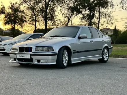 BMW 328 1996 года за 2 700 000 тг. в Алматы – фото 15