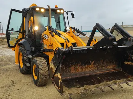 JCB 2013 года за 40 000 000 тг. в Актау – фото 2