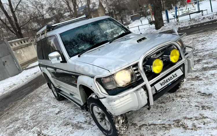 Mitsubishi Pajero 1995 годаfor2 800 000 тг. в Алматы