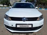 Volkswagen Jetta 2014 года за 4 550 000 тг. в Костанай – фото 2