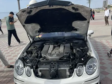 Mercedes-Benz E 55 AMG 2004 года за 13 000 000 тг. в Актау – фото 16