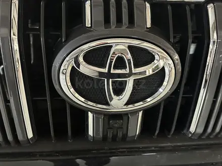 Toyota Land Cruiser Prado 2022 года за 25 500 000 тг. в Астана – фото 11