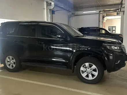 Toyota Land Cruiser Prado 2022 года за 25 500 000 тг. в Астана