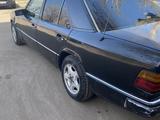 Mercedes-Benz E 300 1991 года за 1 450 000 тг. в Караганда