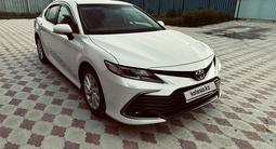 Toyota Camry 2023 годаүшін17 700 000 тг. в Атырау