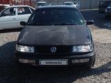 Volkswagen Passat 1994 годаүшін1 200 000 тг. в Алматы – фото 5