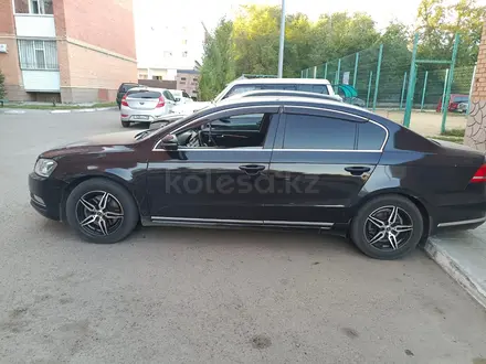 Volkswagen Passat 2012 года за 5 200 000 тг. в Костанай – фото 4