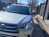 Toyota Highlander 2015 года за 16 500 000 тг. в Алматы