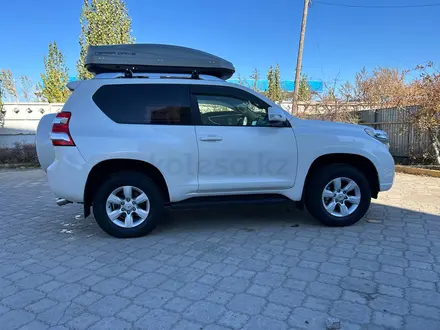 Toyota Land Cruiser Prado 2014 года за 16 000 000 тг. в Актобе – фото 13