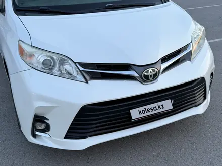 Toyota Sienna 2015 года за 12 000 000 тг. в Актау – фото 9