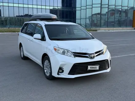 Toyota Sienna 2015 года за 12 000 000 тг. в Актау – фото 11