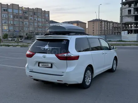 Toyota Sienna 2015 года за 12 000 000 тг. в Актау – фото 15