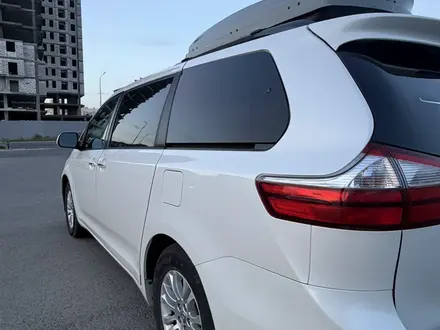 Toyota Sienna 2015 года за 12 000 000 тг. в Актау – фото 19