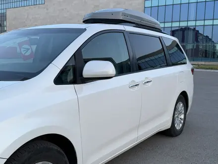 Toyota Sienna 2015 года за 12 000 000 тг. в Актау – фото 23
