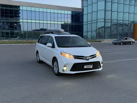 Toyota Sienna 2015 года за 12 000 000 тг. в Актау – фото 27