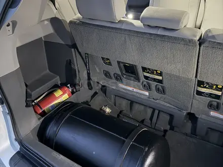 Toyota Sienna 2015 года за 12 000 000 тг. в Актау – фото 32