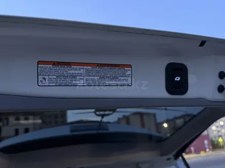 Toyota Sienna 2015 года за 12 000 000 тг. в Актау – фото 33