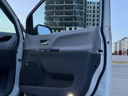 Toyota Sienna 2015 года за 12 000 000 тг. в Актау – фото 48
