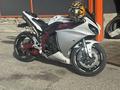 Yamaha  YZF-R1 2009 годаүшін4 400 000 тг. в Алматы
