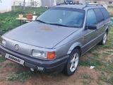 Volkswagen Passat 1993 годаfor900 000 тг. в Чапаев – фото 3