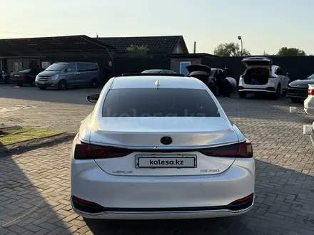 Lexus ES 250 2021 года за 19 000 000 тг. в Алматы – фото 5