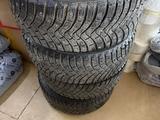 Диски с шинами за 200 000 тг. в Астана