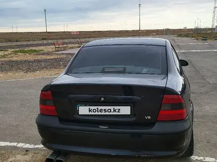 Opel Vectra 1997 года за 800 000 тг. в Актау – фото 3