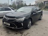 Toyota Camry 2018 года за 14 200 000 тг. в Тараз