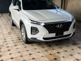 Hyundai Santa Fe 2020 года за 14 000 000 тг. в Шымкент