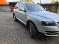 Volkswagen Touareg 2004 годаүшін3 500 000 тг. в Алматы – фото 9