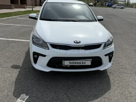 Kia Rio 2019 года за 6 500 000 тг. в Атырау – фото 2