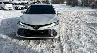 Toyota Camry 2018 года за 14 300 000 тг. в Костанай