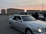 Mercedes-Benz E 230 1997 года за 2 100 000 тг. в Кокшетау – фото 2