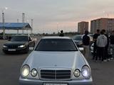 Mercedes-Benz E 230 1997 года за 2 100 000 тг. в Кокшетау