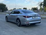 Lexus ES 350 2021 года за 21 500 000 тг. в Актобе – фото 3