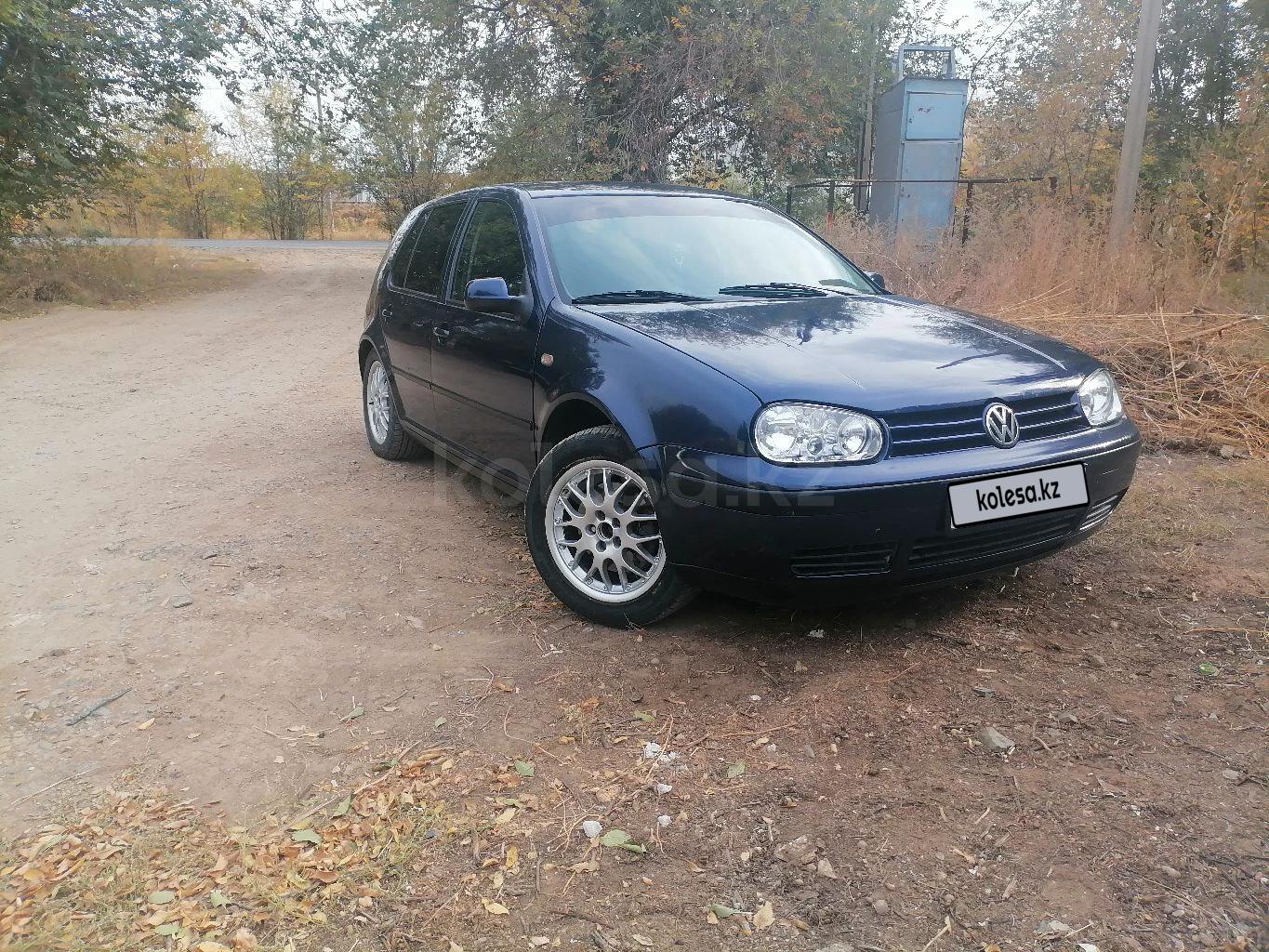 Volkswagen Golf 1999 г.