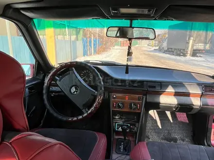 Mercedes-Benz E 230 1991 года за 1 593 050 тг. в Алматы – фото 5